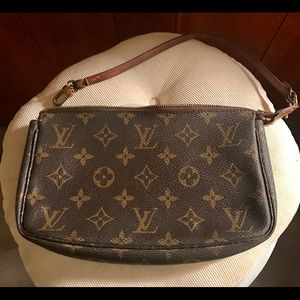 Louis Vuitton wristlet